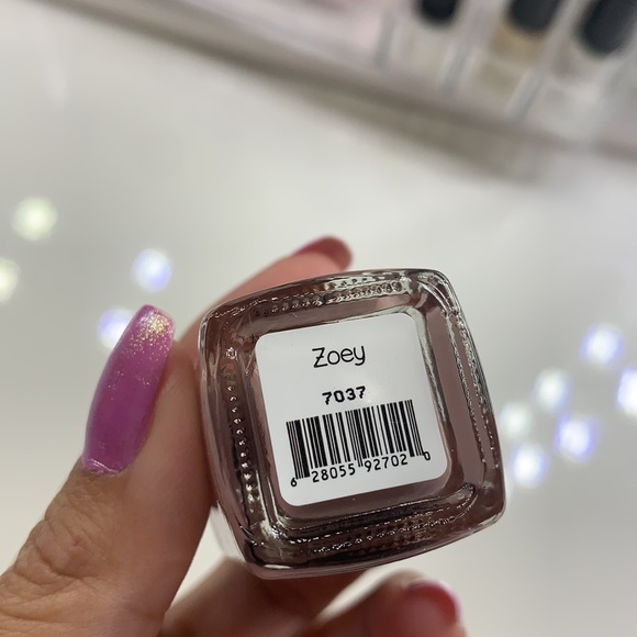 KL Polish - Zoey. - Picture 2 of 3